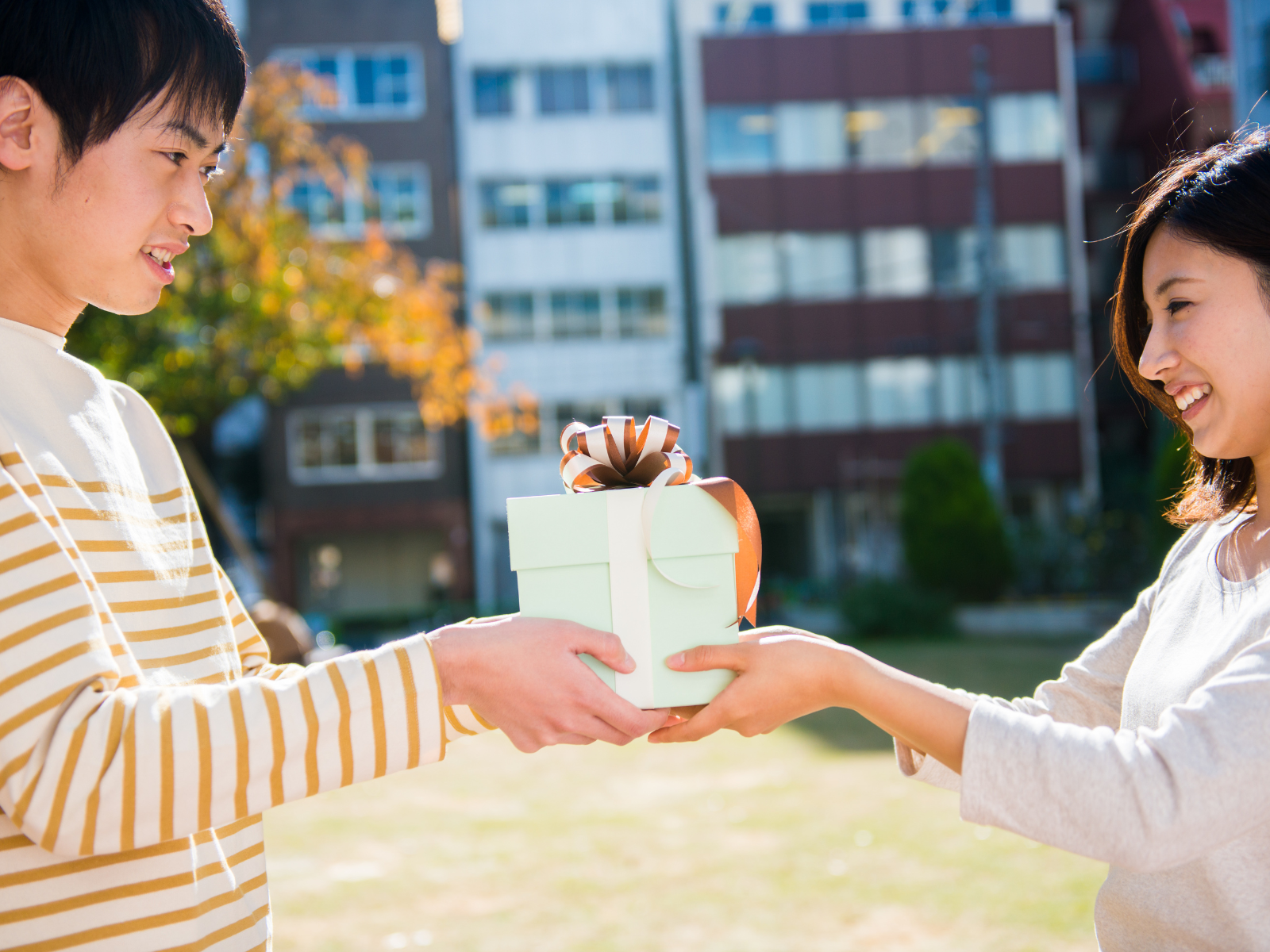 Prezent dla fana Japonii – gotowe pomysły od Surimi Shop
