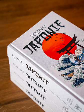 Książka Poznaj Japonie + Zestaw do matchy Uzu